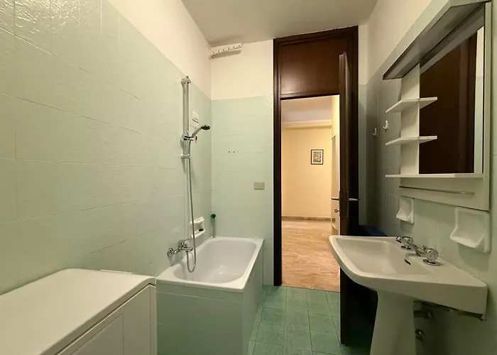 App 2 Bedr 2 Bathr 5 From Arena 2 From Piazza Delle Erbe Appartamento *